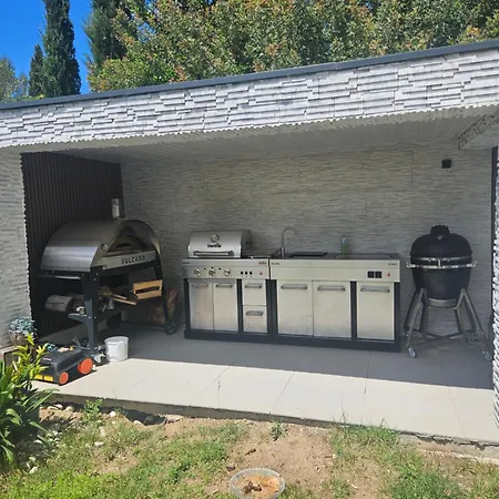 Spacieuse Avec Piscine Villa *