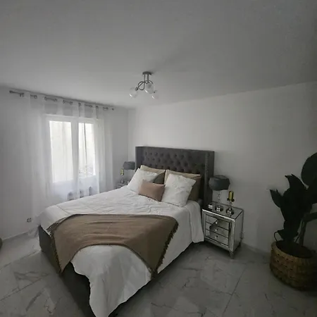 Villa Spacieuse Avec Piscine Grabels